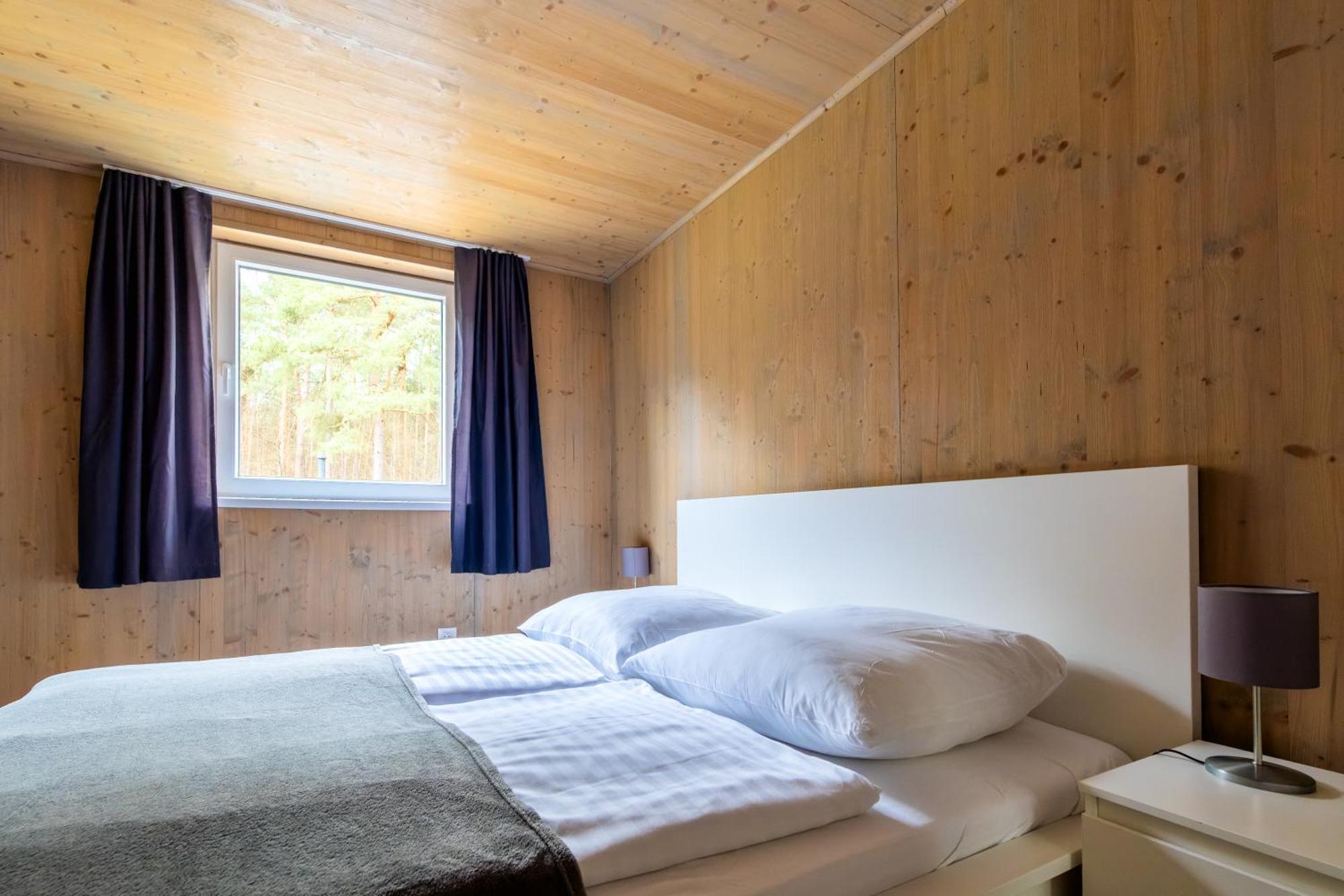 Naturcamping Lueneburger Heide - Chalets & Tiny Haeuser Soltau Bagian luar foto