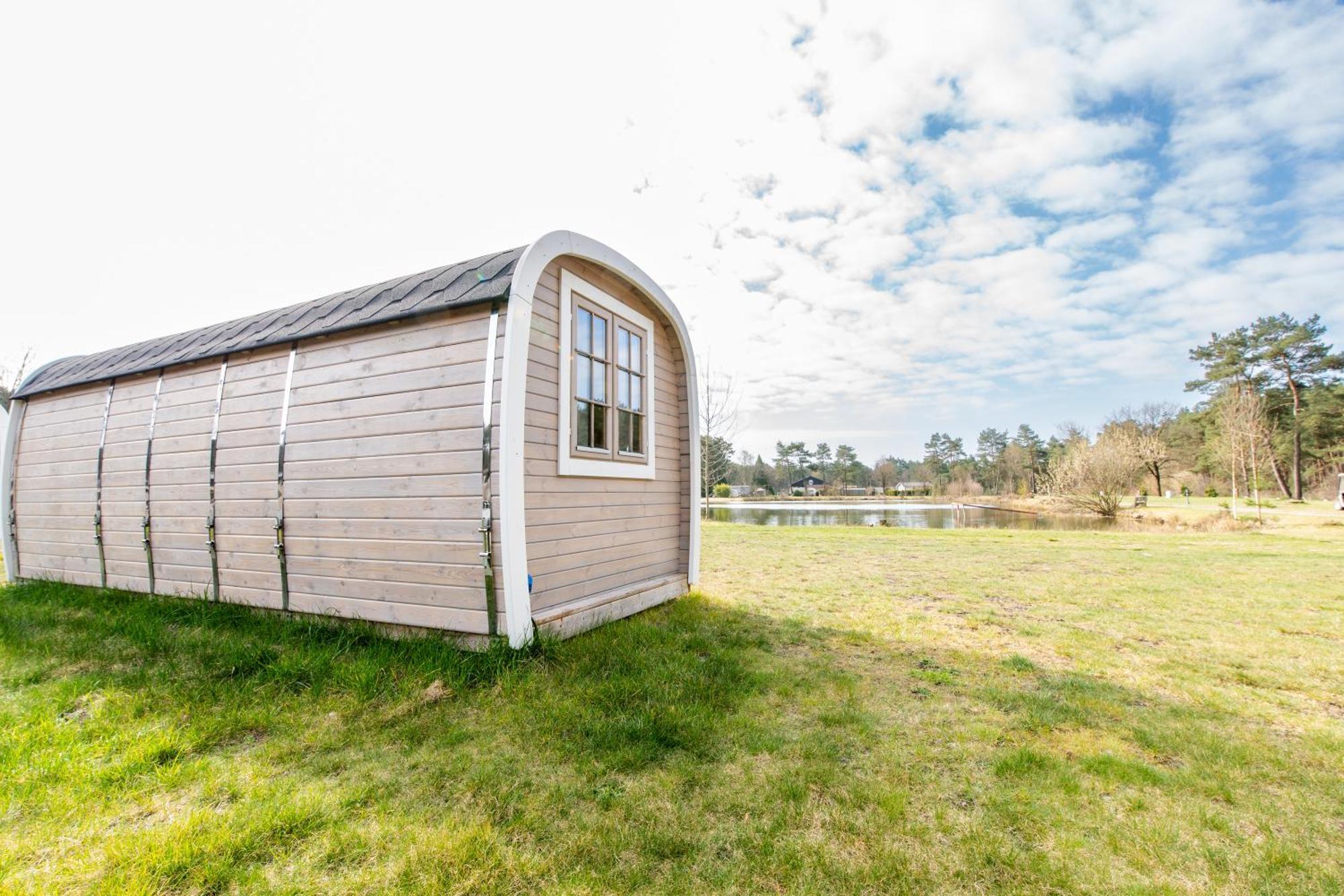 Naturcamping Lueneburger Heide - Chalets & Tiny Haeuser Soltau Bagian luar foto